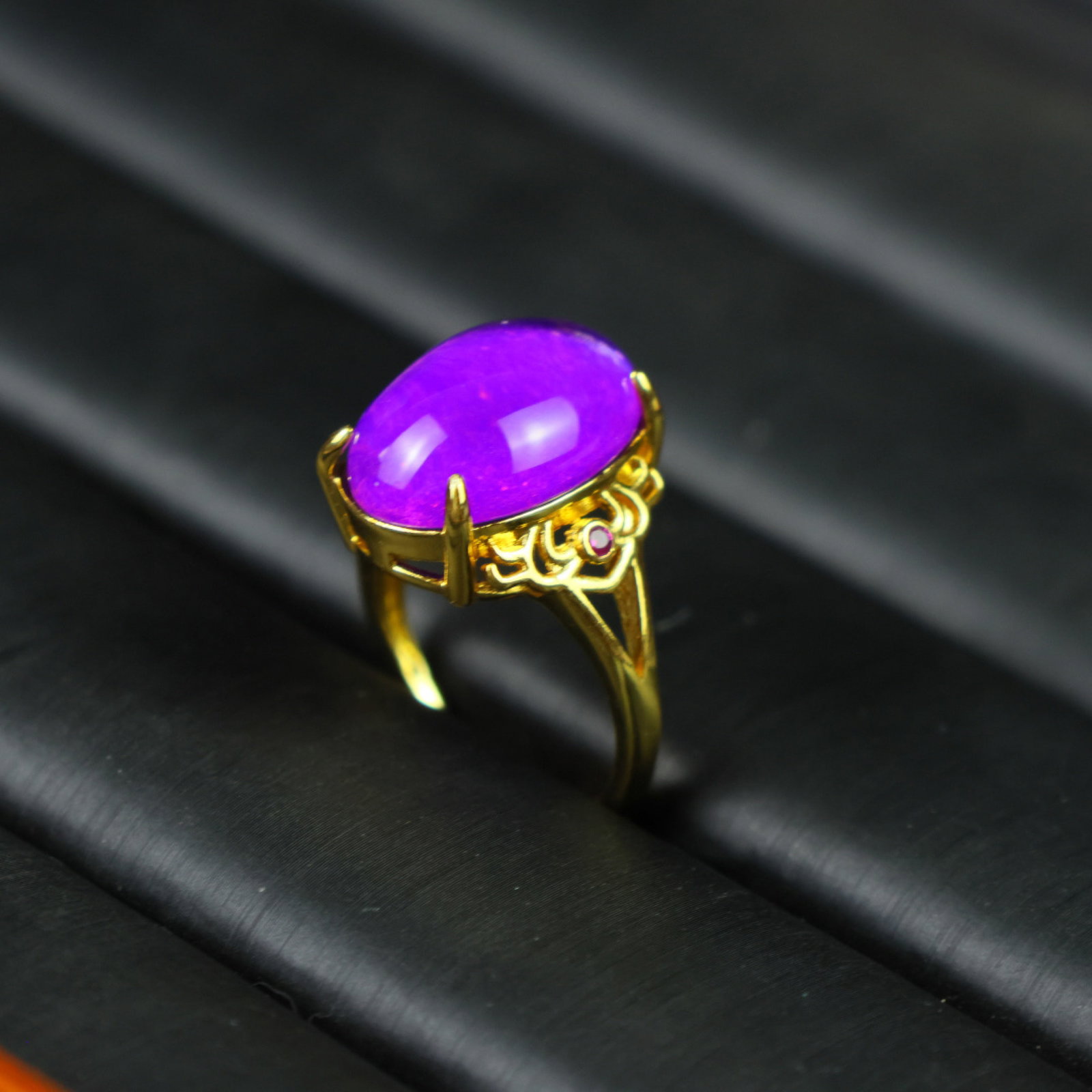 An Exquisite Ring - 7