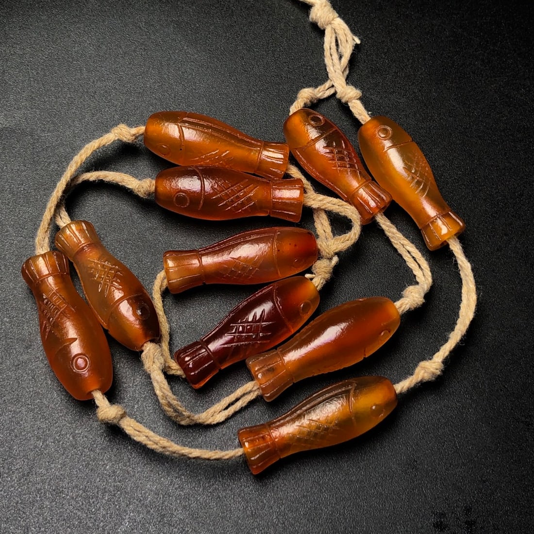 An Exquisite Agate Necklace - 5