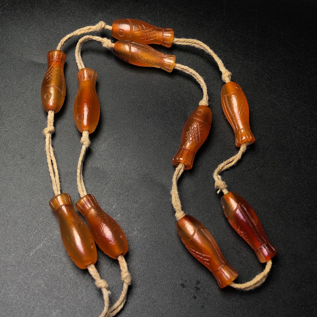 An Exquisite Agate Necklace - 6