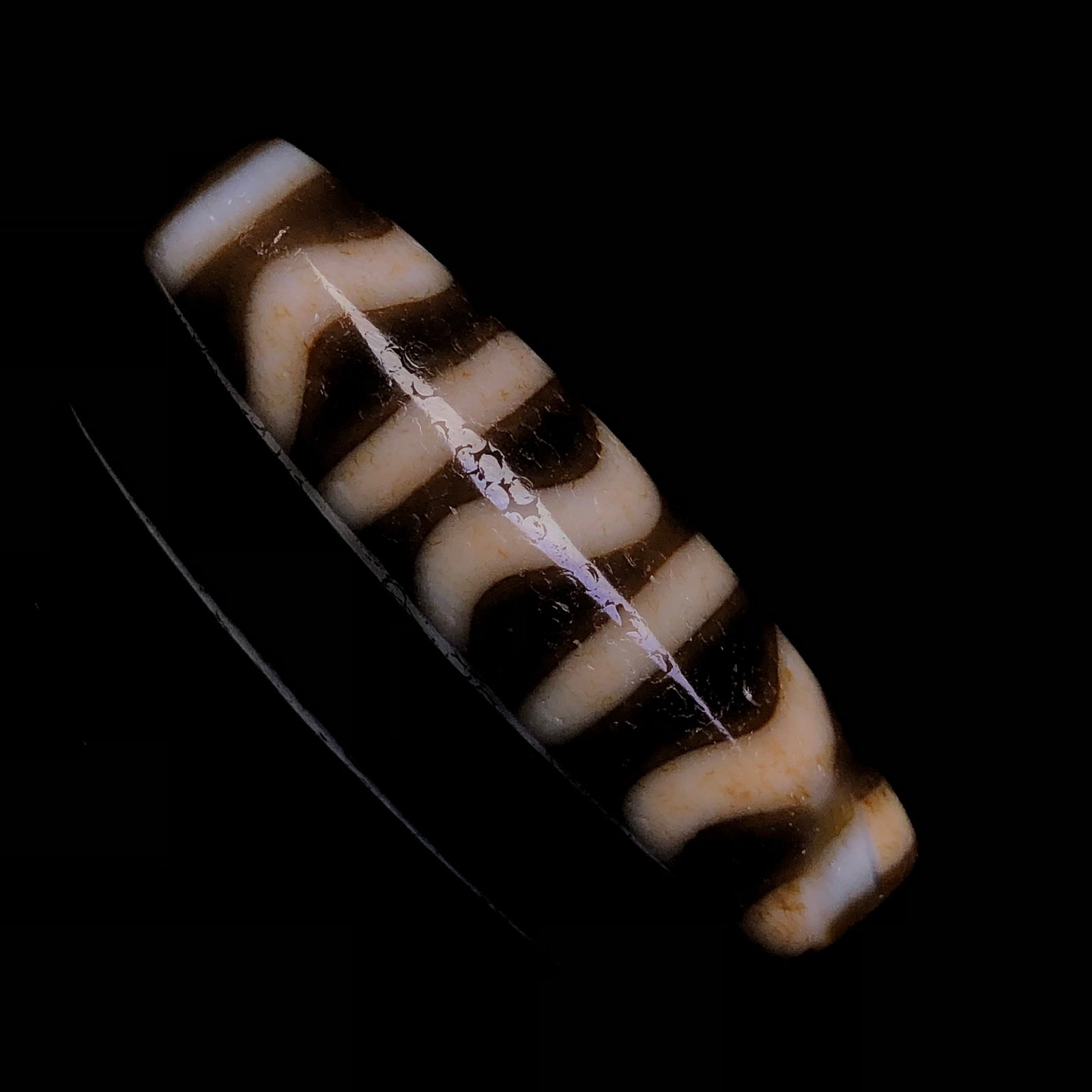 An Exquisite Dzi Bead Pendant - 6
