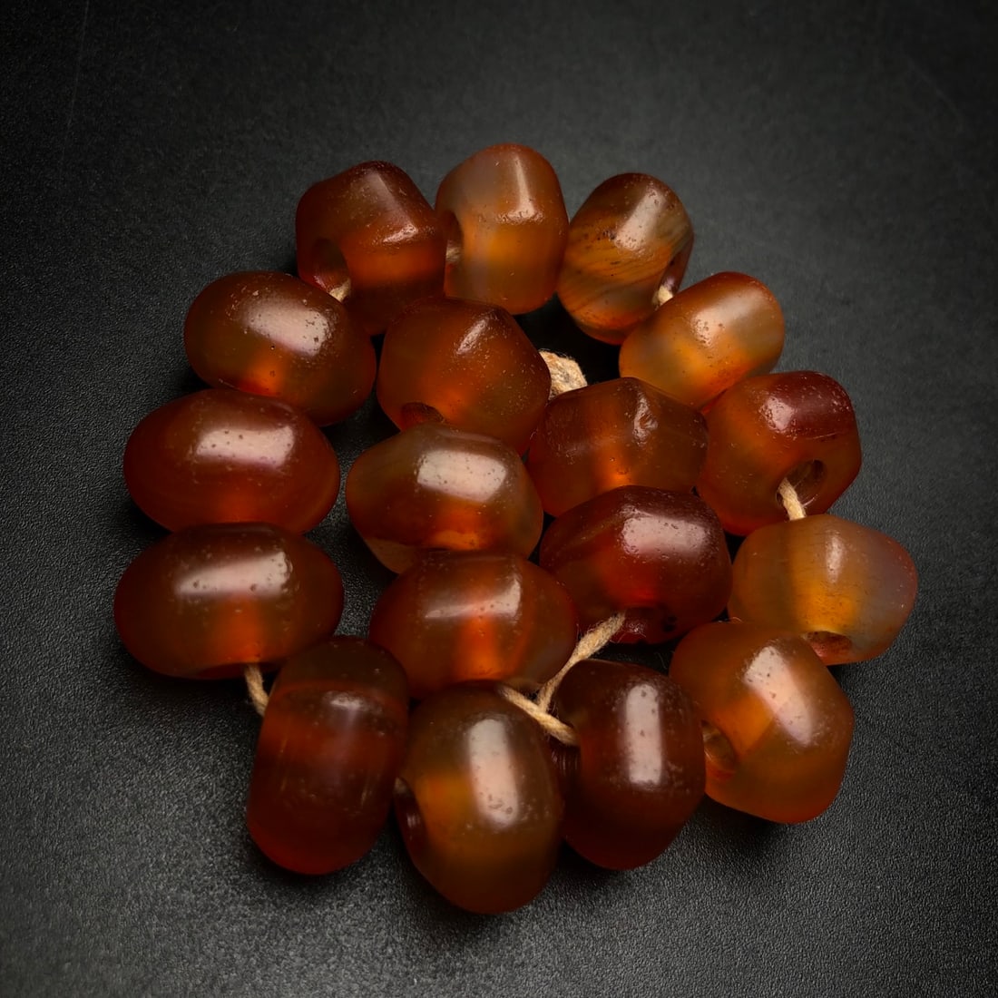 A Precious Agate Bracelets - 6