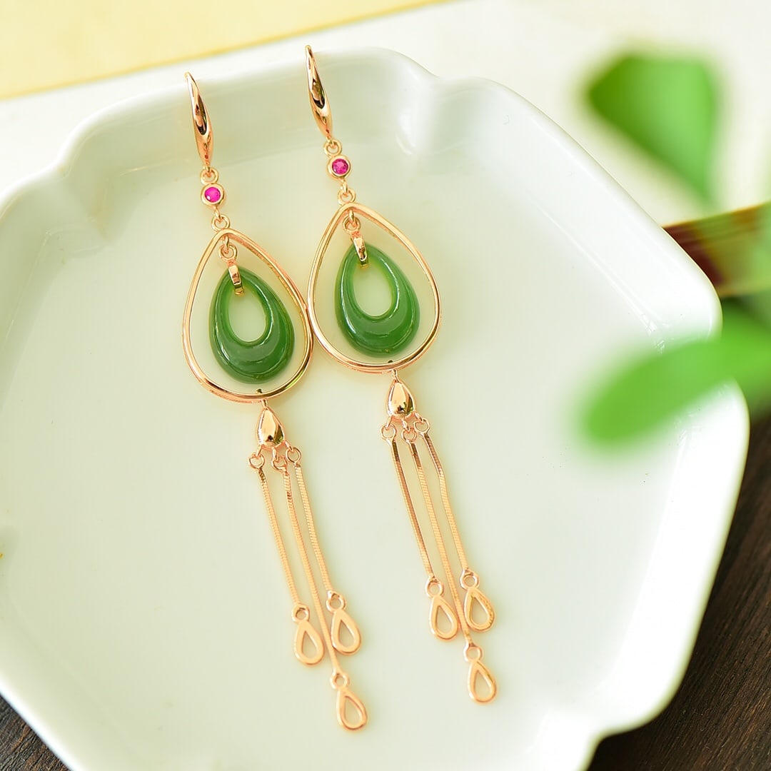 A Pair of Exquisite Sterling Silver Inlaid Jasper Earrings: A Pair of Exquisite Sterling Silver Inlaid Jasper Earrings,Size:0.6inx3.2in 一对纯银镶碧玉耳环