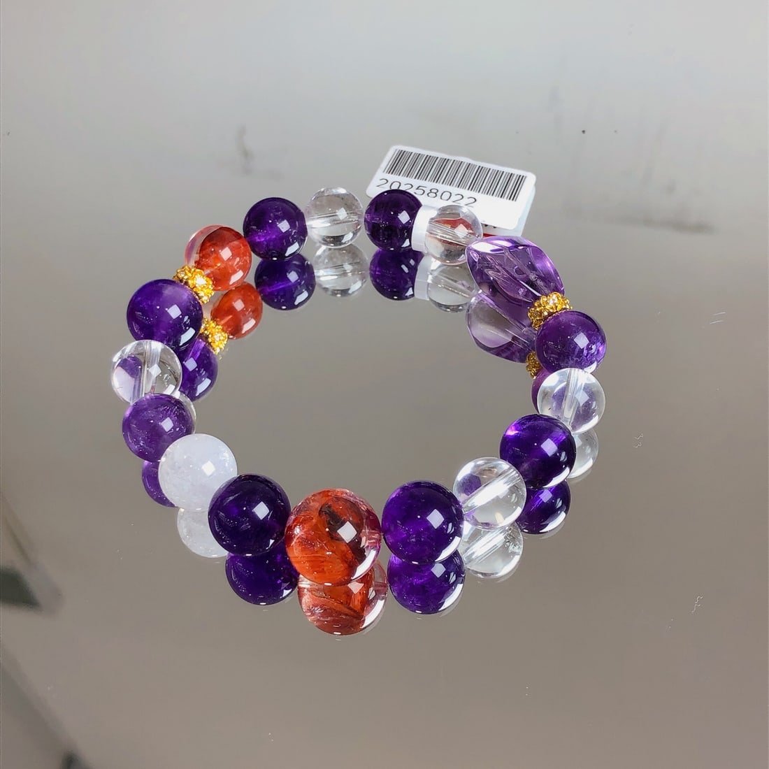 An Exquisite Crystal Bracelet - 2