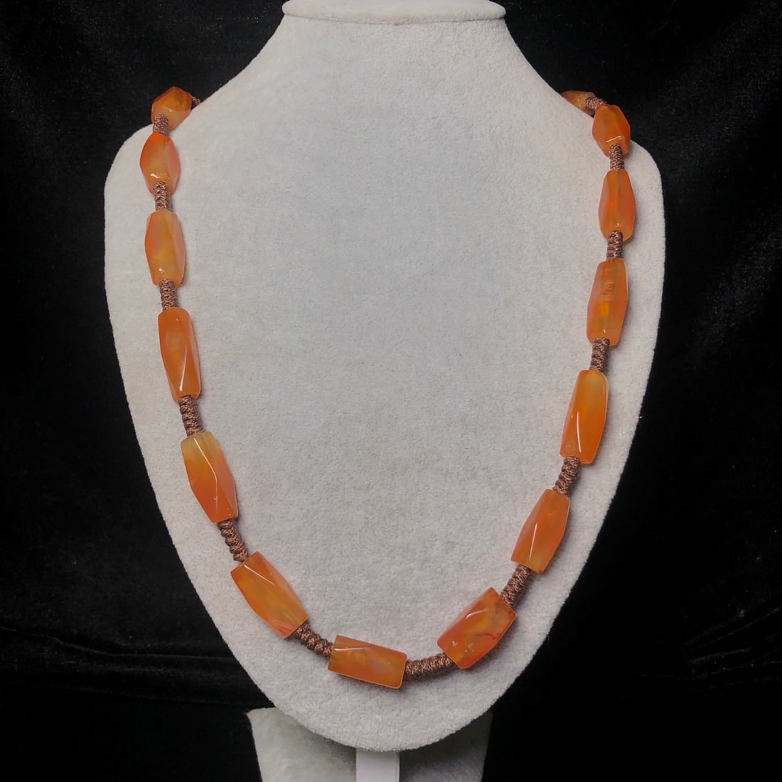 An Exquisite Agate Pendant - 8