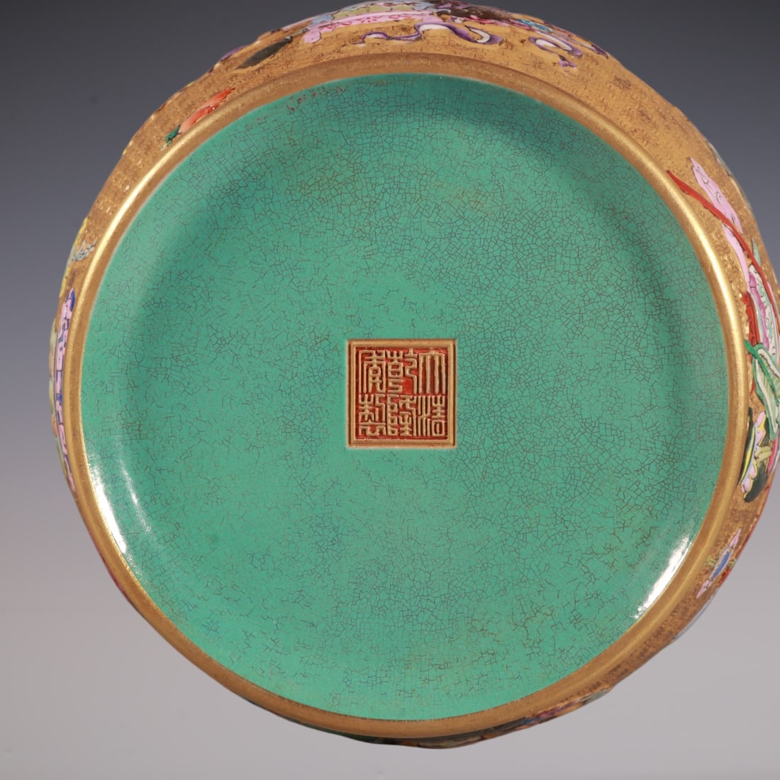 An Exquisite Enamel Flower Pattern Double-Ears Vase - 8