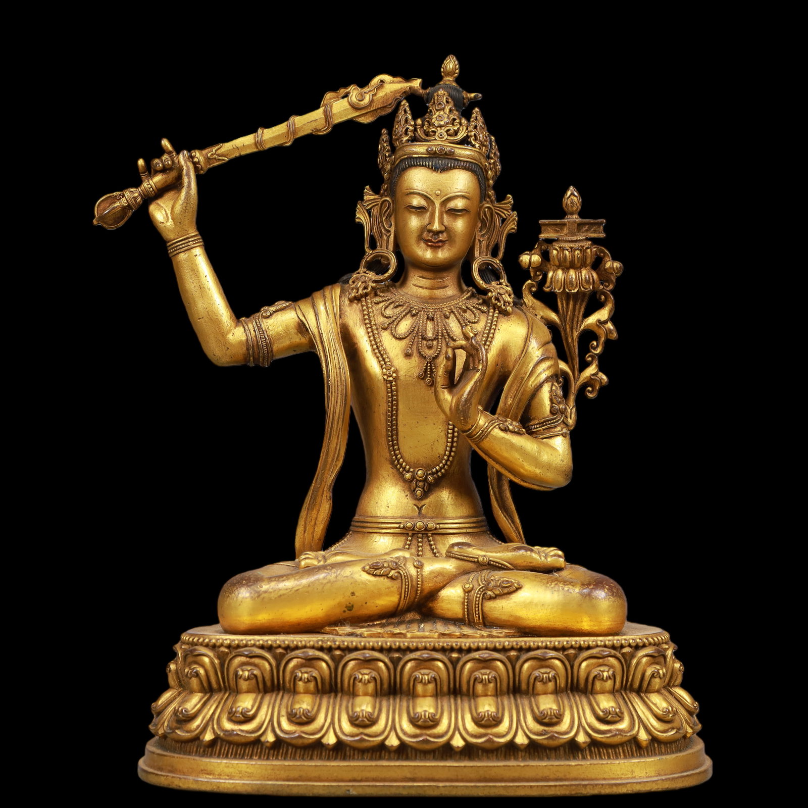 An Exquisite Gilt Bronze Statue of Manjusri: An Exquisite Gilt Bronze Statue of Manjusri Qing Dynasty, China Kangxi Six-character Mark Size:9.4inx7.1inx12.4in Weight:5900g铜鎏金文殊菩萨佛像 &