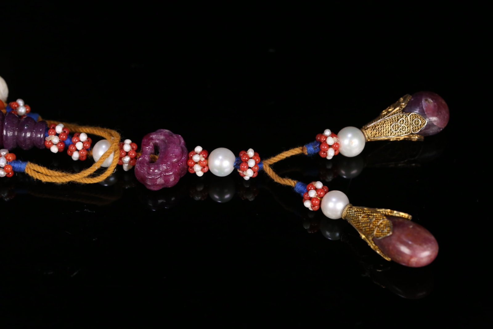 An Exquisite Pearl Bracelets - 3
