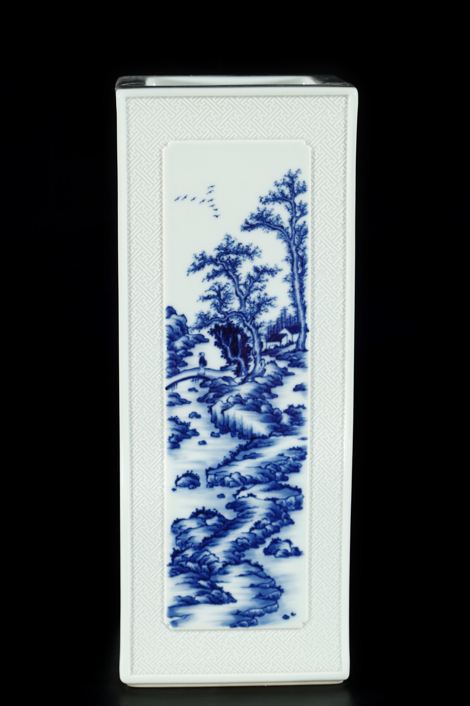 An Exquisite Blue and White Landscape and Figure Pattern Brush Pot: An Exquisite Blue and White Landscape and Figure Pattern Brush Pot Qing Dynasty, China Yongzheng Six-character Mark Size:11.8inx4.6in青花山水人物纹箭