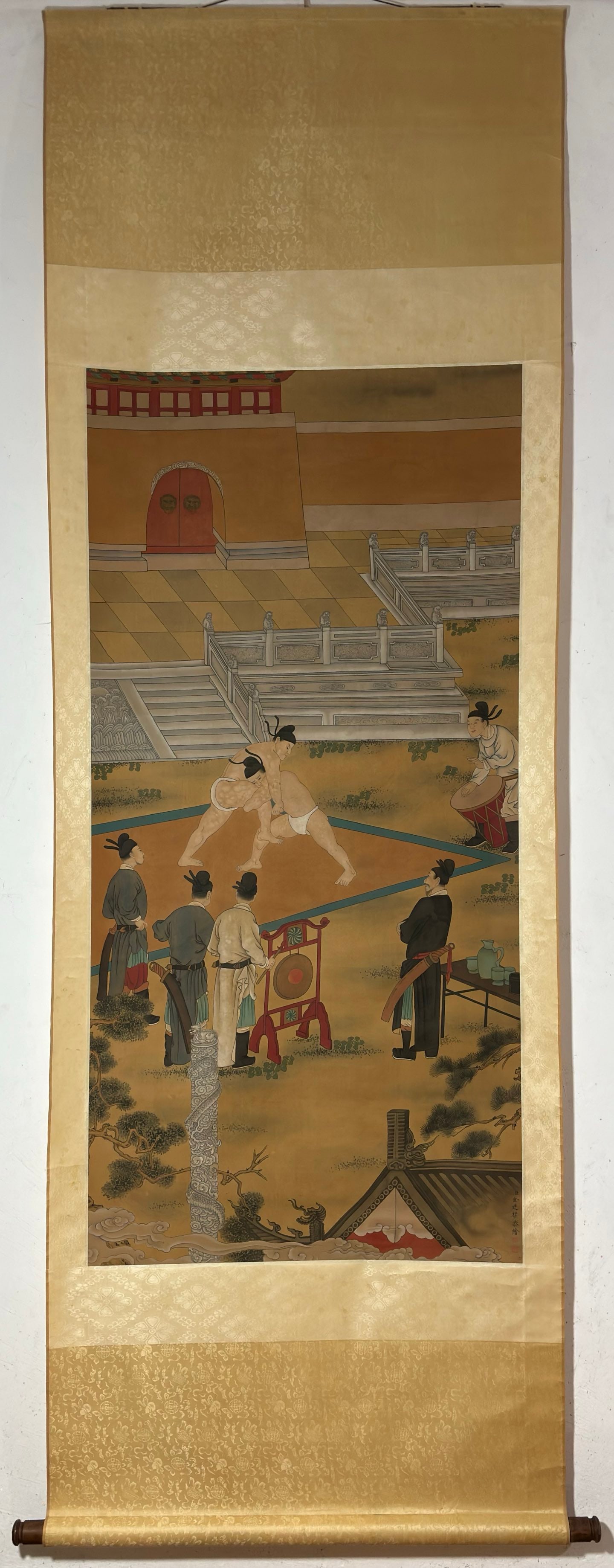 A Chinese Vertical Scroll Ink Painting of Character and Story on Silk: A Chinese Vertical Scroll Ink Painting of Character and Story on Silk Jin yanbiao Without frame Size:52inx25.2in金廷标人物图