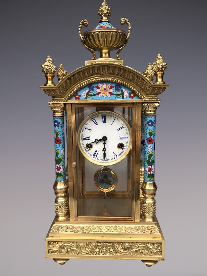 An Exquisite Gilt Bronze Lotus Pattern Clock (1 of 9)