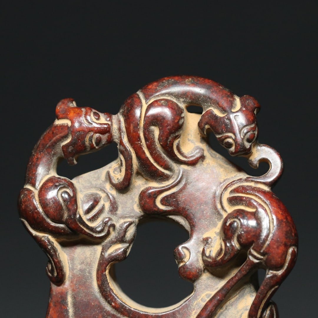 An Exquisite White Jade Dragon Pattern Pendant - 4