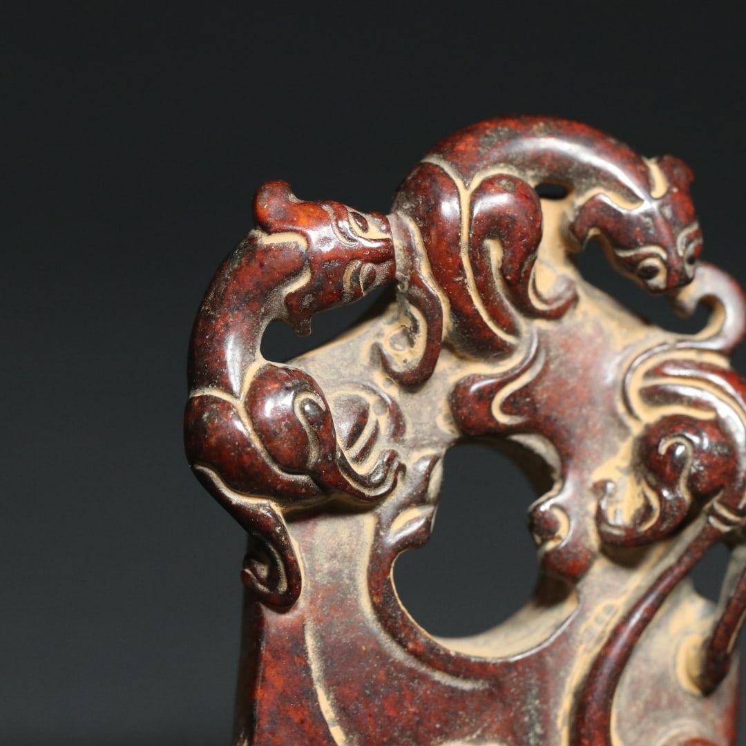 An Exquisite White Jade Dragon Pattern Pendant - 6
