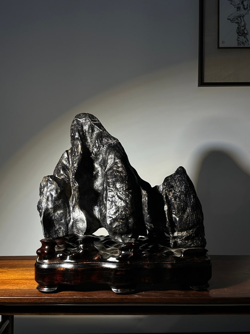 An Exquisite Lingbi Stone Rockery Ornament: An Exquisite Lingbi Stone Rockery Ornament Qing Dynasty, China Size:22inx21.3inx12.6in灵璧石山摆件 中国清代 Size:56cmx54cmx32cm