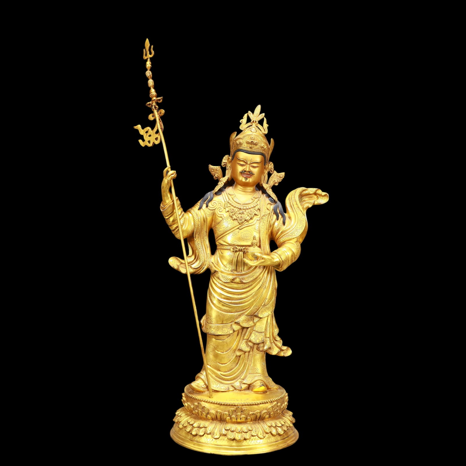 A Exquisite Gilt Bronze Buddha statue: A Exquisite Gilt Bronze Buddha statue Ming Dynasty, China Size:8.3inx27.6in Weight:11100g铜鎏金佛像 中国明代 Size:21cmx70cm Weight:11100g