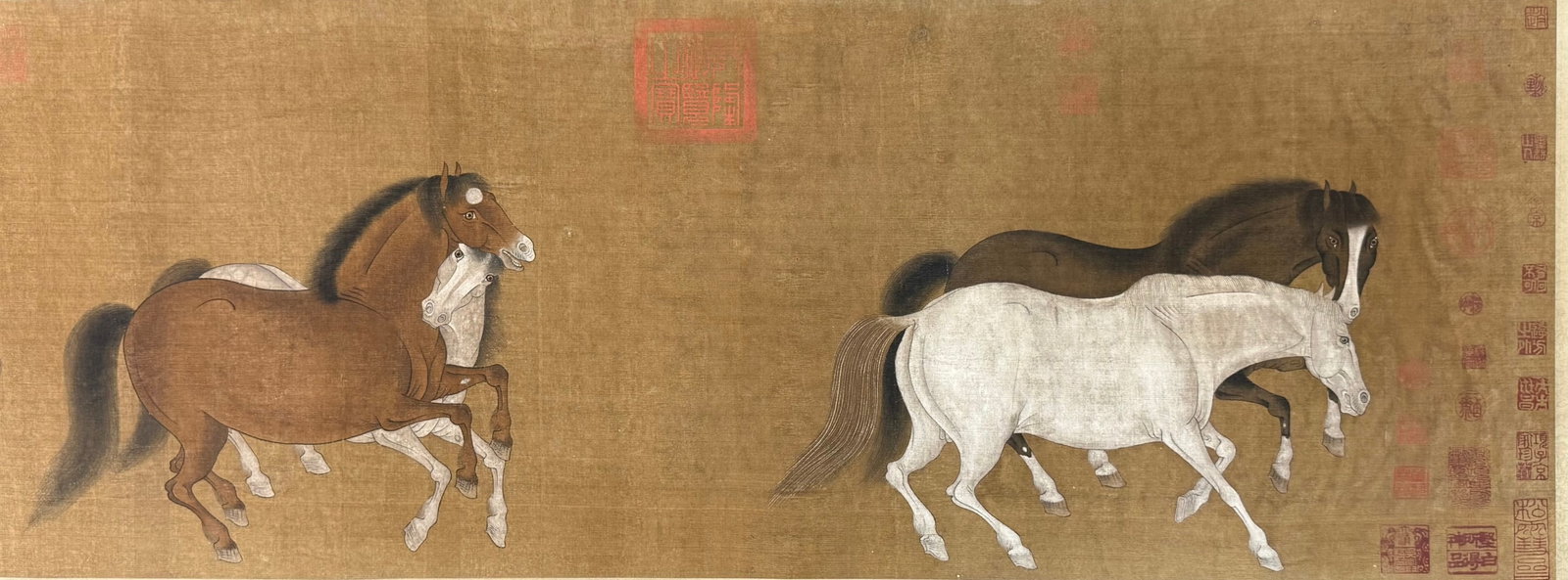 A Chinese Hand Scroll Ink Painting of Horse on Silk - 4