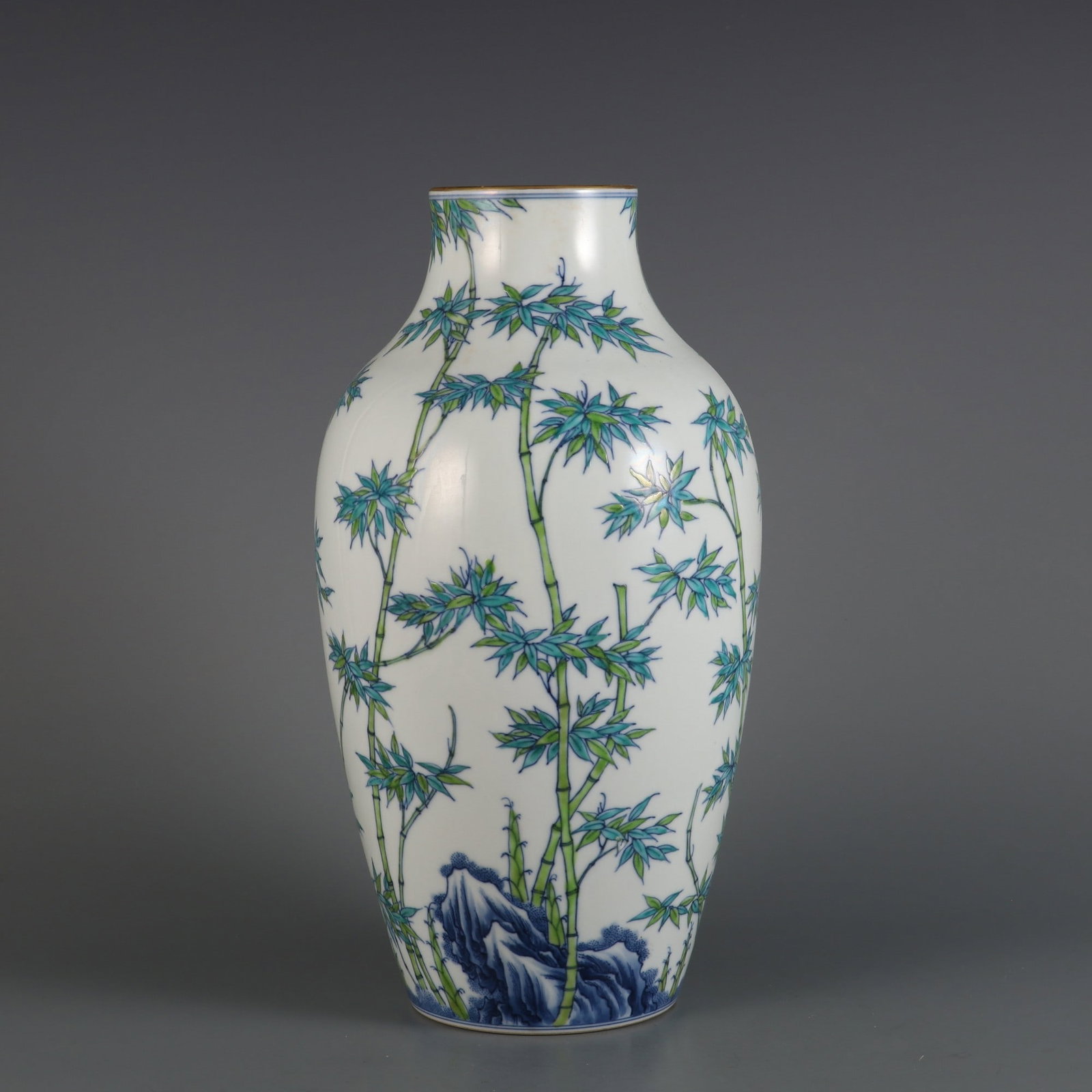 An Exquisite Doucai Bamboo Pattern Vase - 2