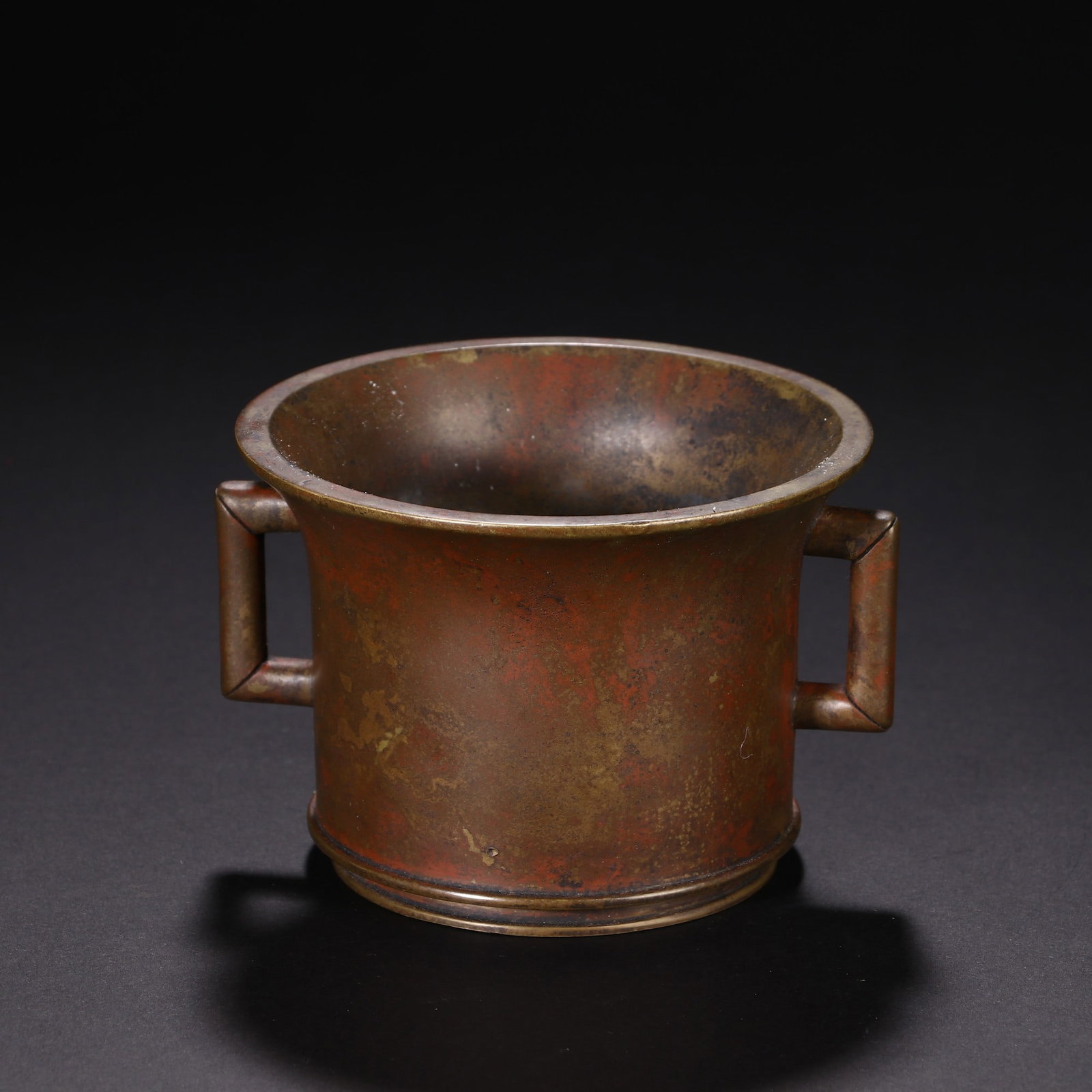 An Exquisite Bronze Double-Ears Censer: An Exquisite Bronze Double-Ears Censer Ming Dynasty, China ??????Size:3inx4.3in Weight:800g铜胎红皮双耳香炉 中国明代 大