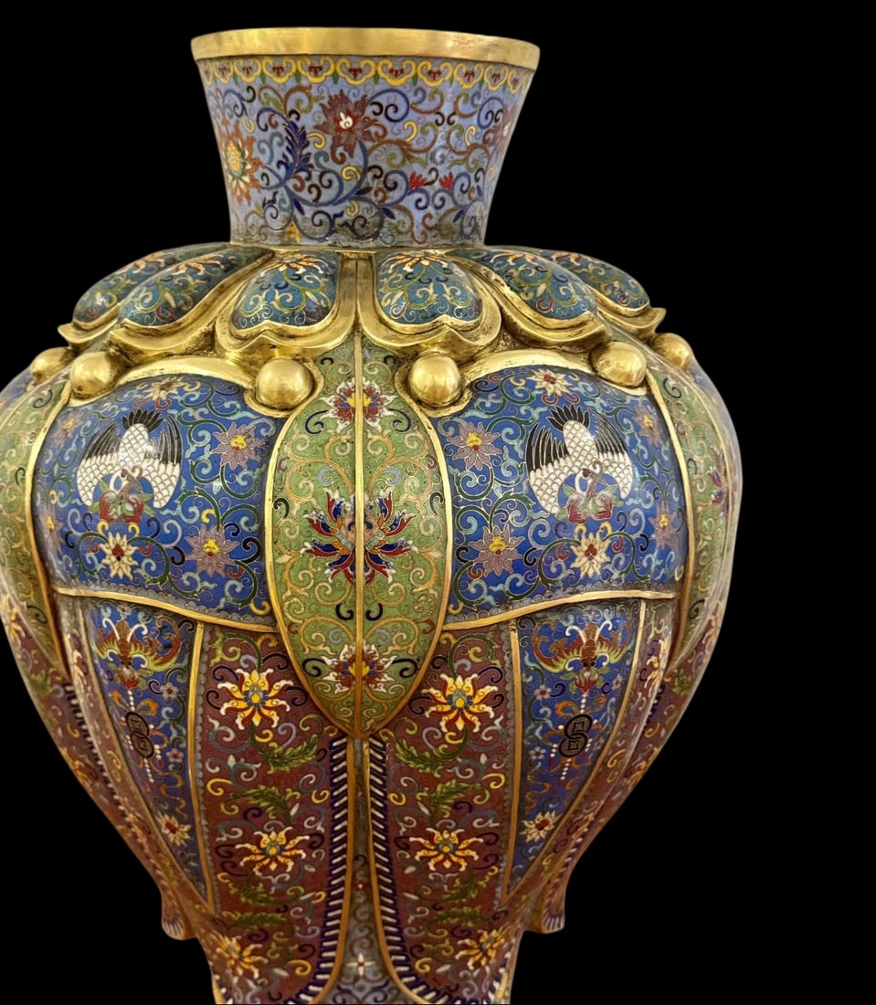 An Exquisite Cloisonne Lotus Pattern Crane Pattern Vase - 5
