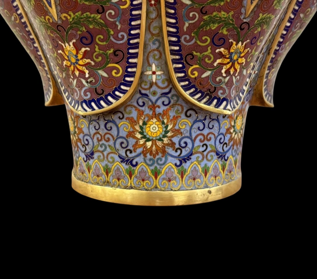 An Exquisite Cloisonne Lotus Pattern Crane Pattern Vase - 8