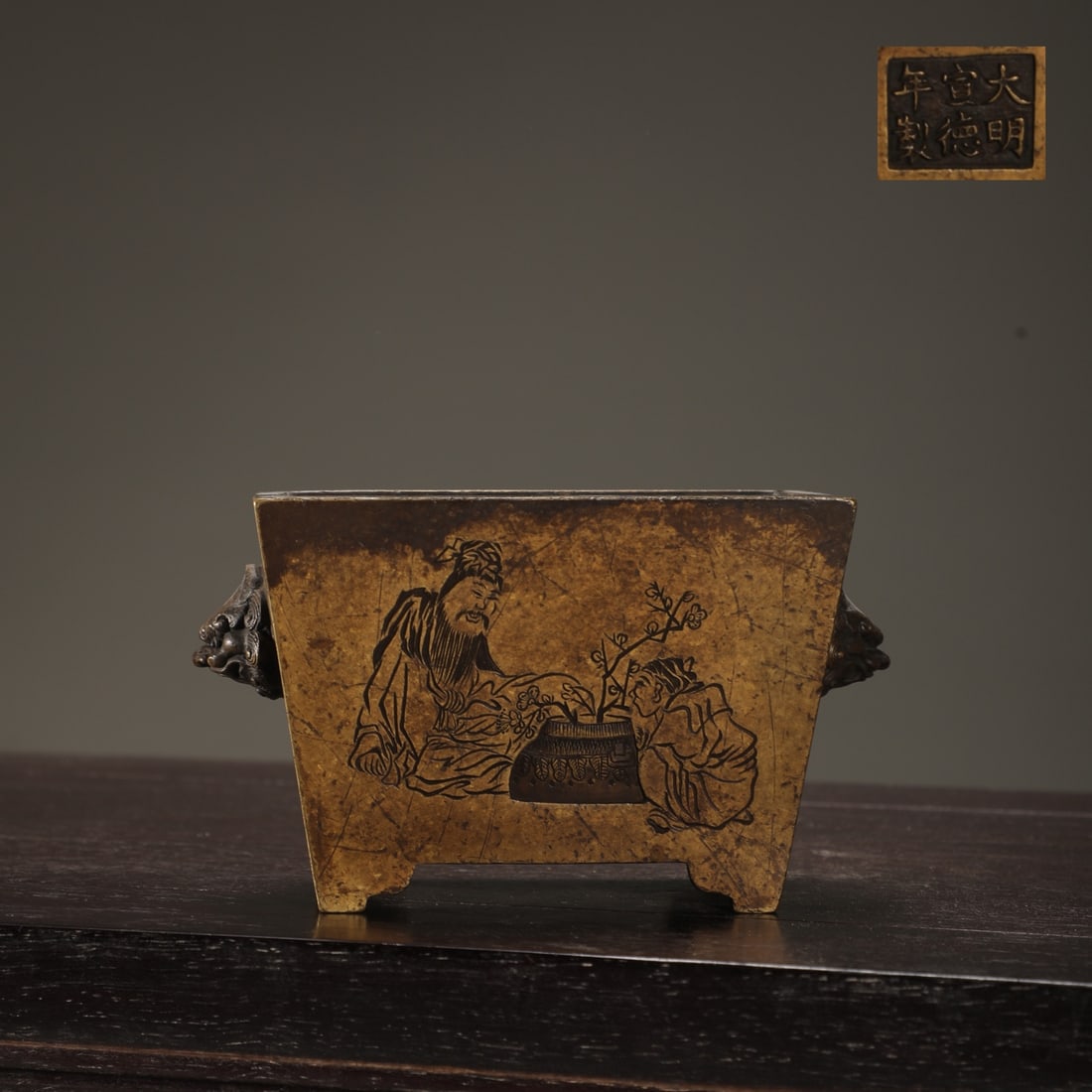 An Exquisite Bronze Character and Story Pattern Double-Ears Censer: An Exquisite Bronze Character and Story Pattern Double-Ears Censer Ming Dynasty, China Xuande Six-character Mark Size:3.1inx5.6in Weight:1100g铜狮首耳斗式炉 &