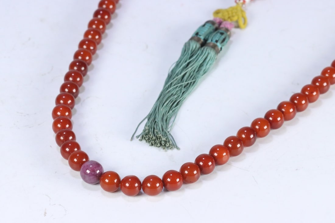 An Exquisite Ruby Inlaid Amber Bracelets - 7