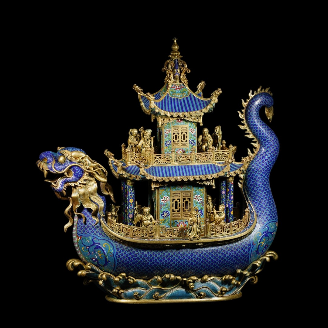 An Exquisite Cloisonne Lotus Pattern Figure Pattern Ornament: An Exquisite Cloisonne Lotus Pattern Figure Pattern Ornament Qing Dynasty, China Qianlong Six-character Mark Size:24.4inx8.7inx23.6in Weight:41kg景泰蓝仙人乘槎