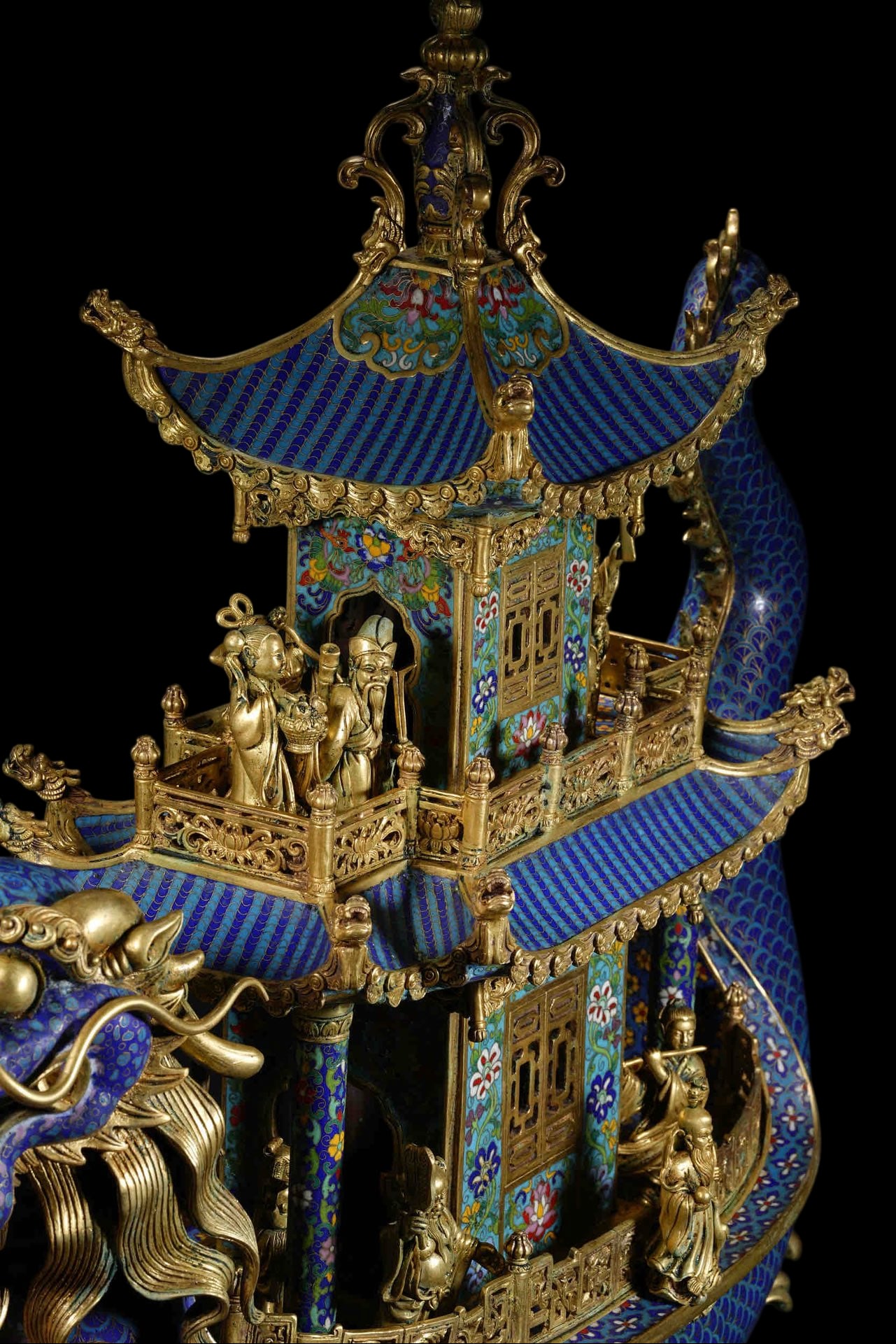 An Exquisite Cloisonne Lotus Pattern Figure Pattern Ornament - 3