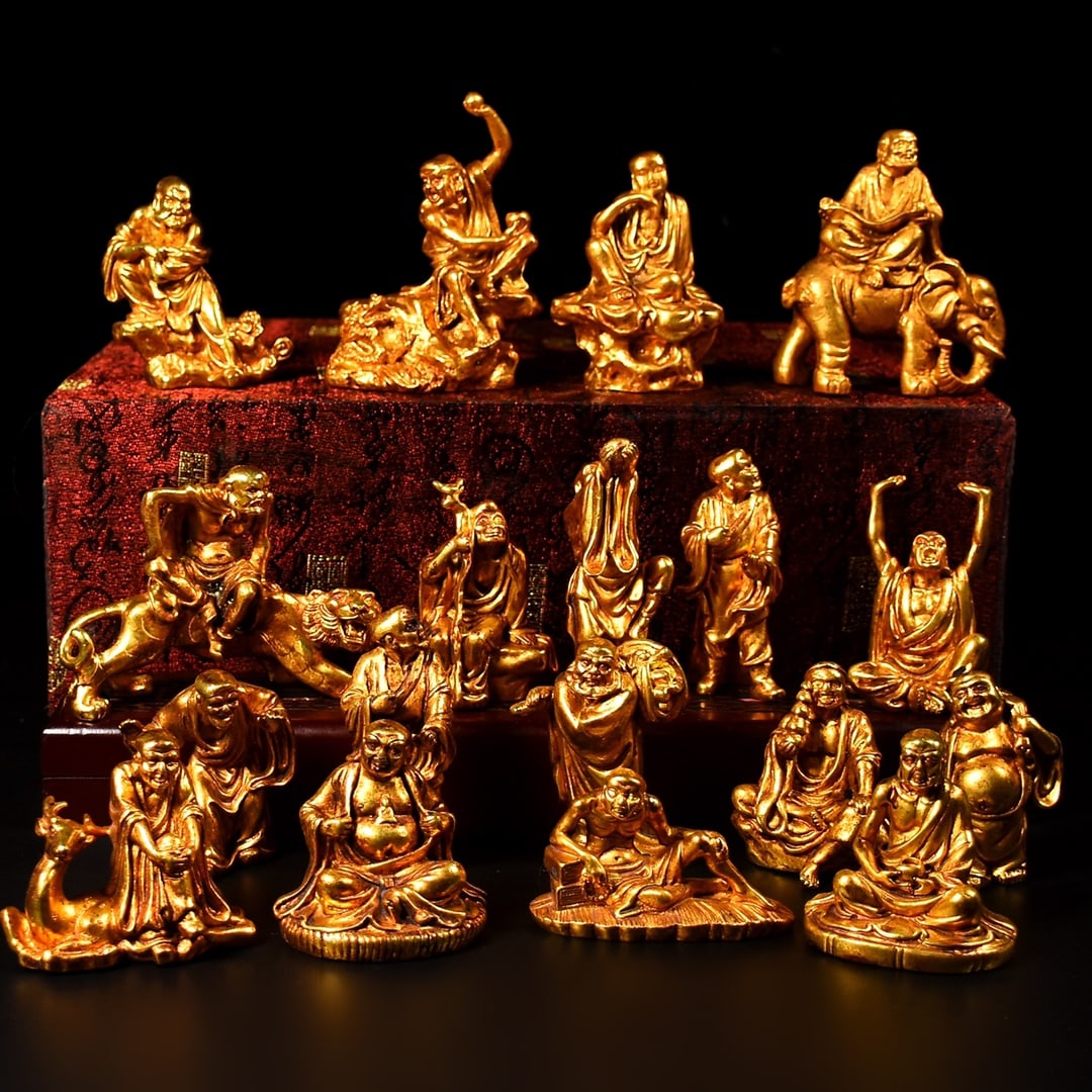 A Set of Fine Gilt Bronze Statue of Arhat Ornament: A Set of Fine Gilt Bronze Statue of Arhat Ornament Qing Dynasty, China Size:3.7inx4.7in Weight:7299g铜鎏金十八罗汉摆件