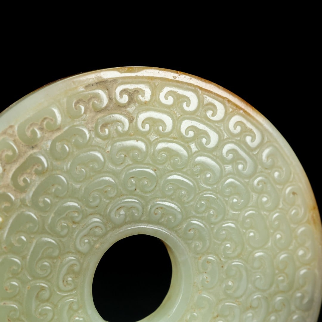 An Exquisite White Jade Pendant - 6