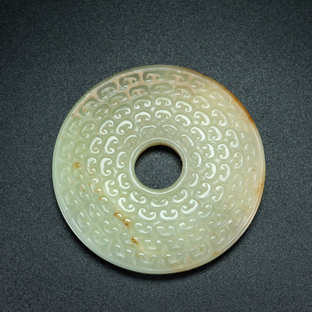 An Exquisite White Jade Pendant - 9