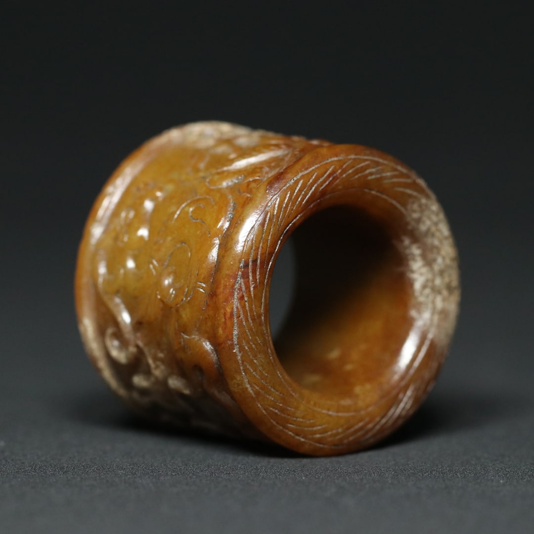 An Exquisite White Jade Auspicious Beast Pattern Ring - 4