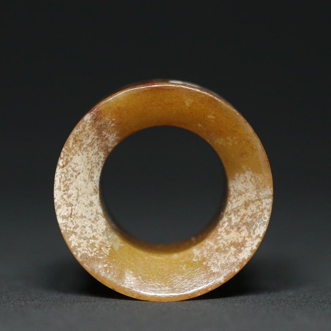 An Exquisite White Jade Auspicious Beast Pattern Ring - 5