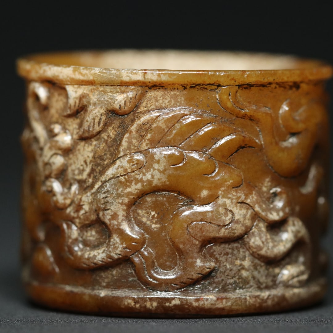 An Exquisite White Jade Auspicious Beast Pattern Ring - 9