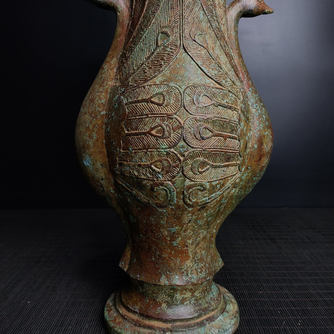 An Exquisite Bronze Phoenix Pattern Double-Ears Vase - 5