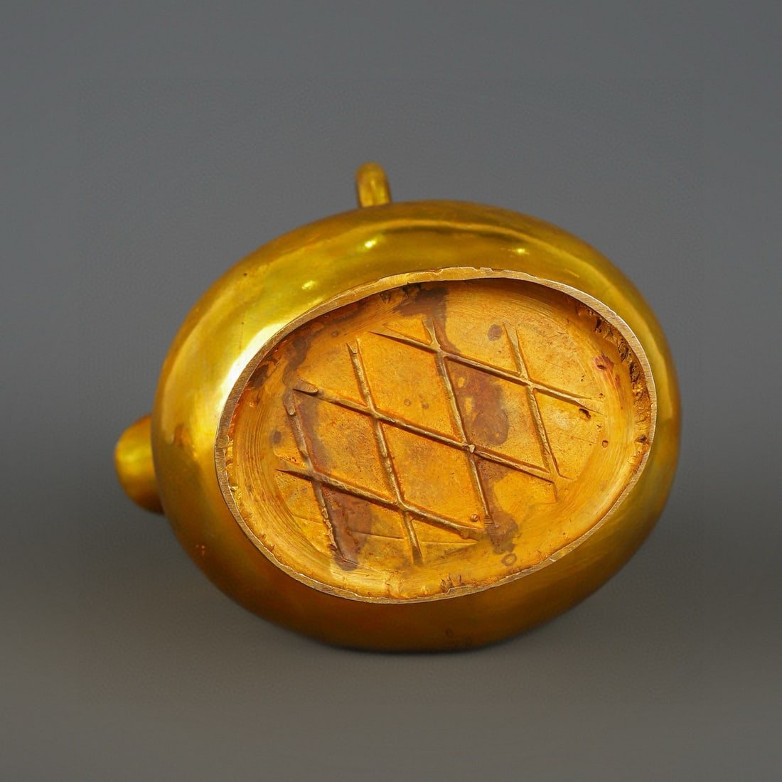 An Exquisite Gilt Bronze Beast-Face Pattern Jar - 9