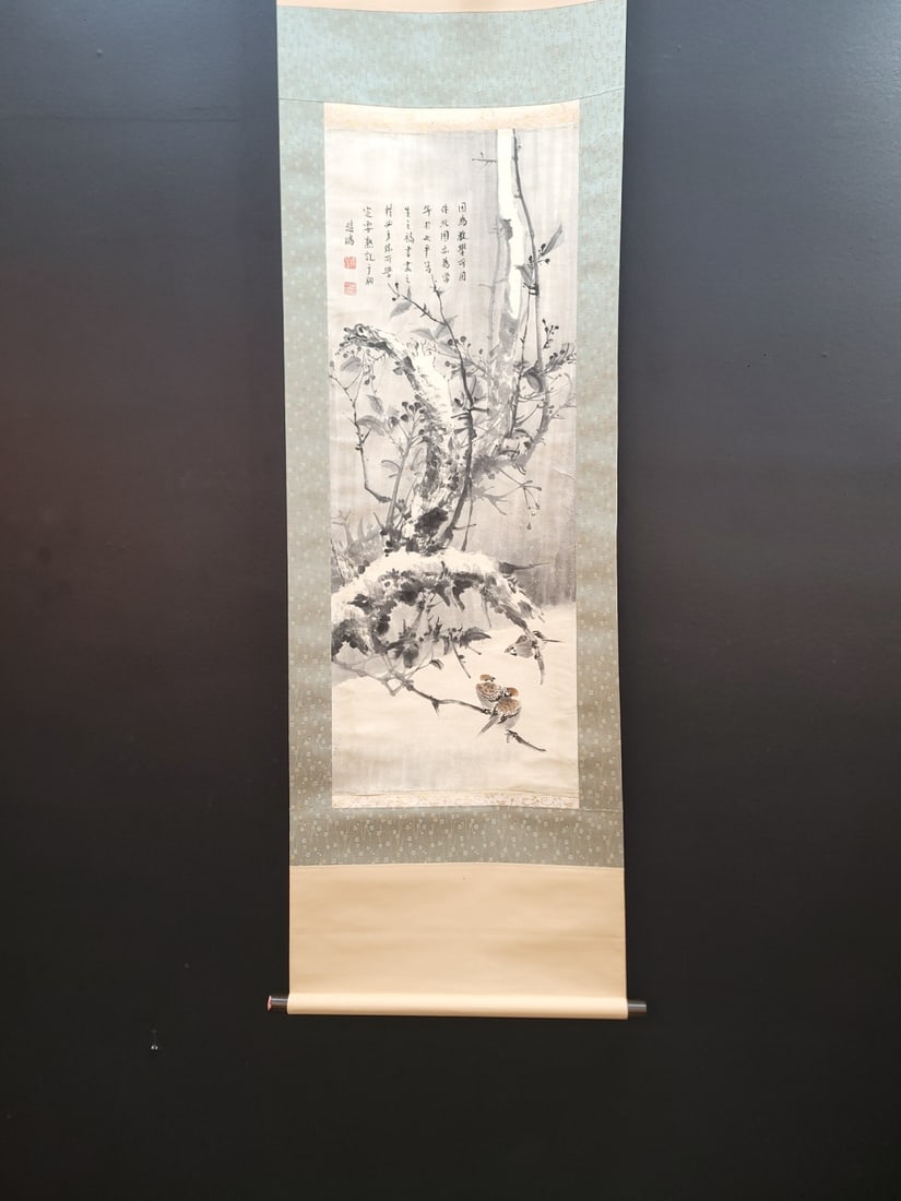 A Chinese Vertical Scroll Ink Painting of Flower and Bird on Paper: A Chinese Vertical Scroll Ink Painting of Flower and Bird on Paper Xu beihong Without frame Size:14.8inx39.2in徐悲鸿花鸟 纸本立轴Without frame Siz