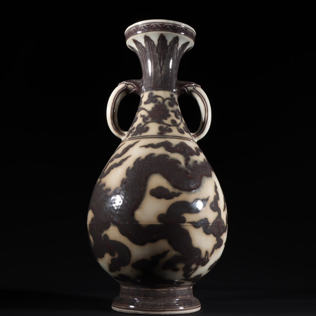 An Exquisite Underglaze-Red Dragon Pattern Lotus Pattern Double-Ears Vase - 5
