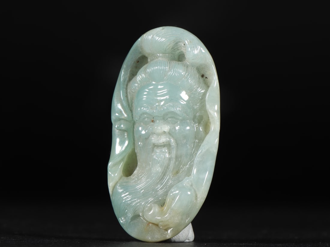 An Exquisite Jadeite Figure Pattern Pendant - 2