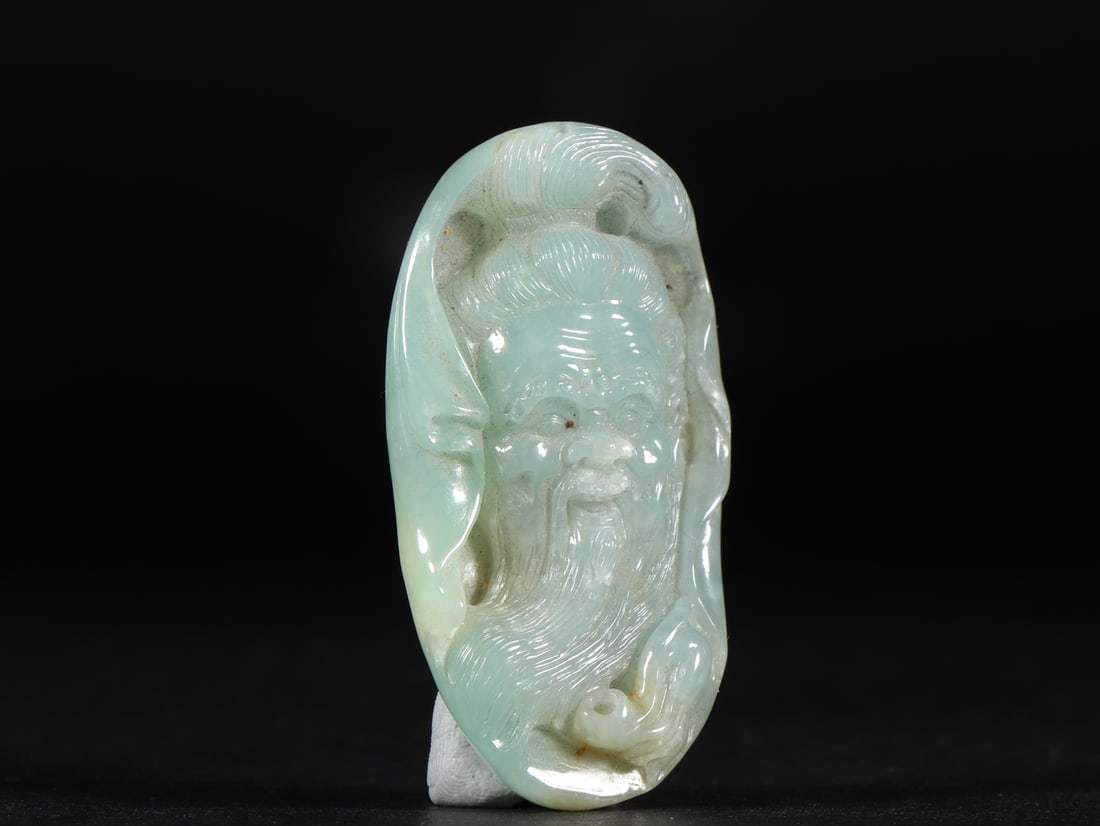 An Exquisite Jadeite Figure Pattern Pendant - 3