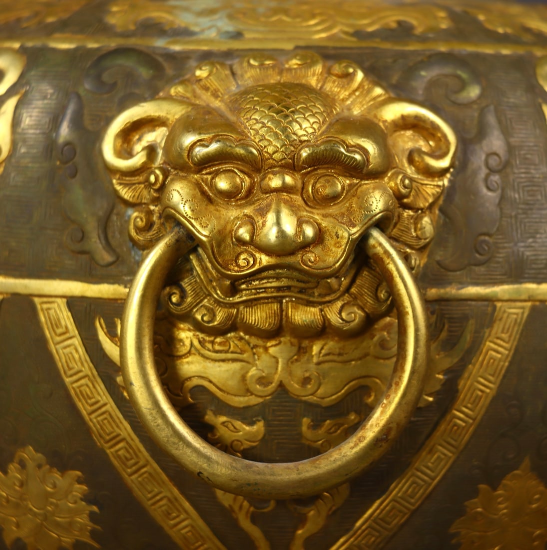 An Exquisite Gilt Bronze Beast-Face Pattern Vase - 7