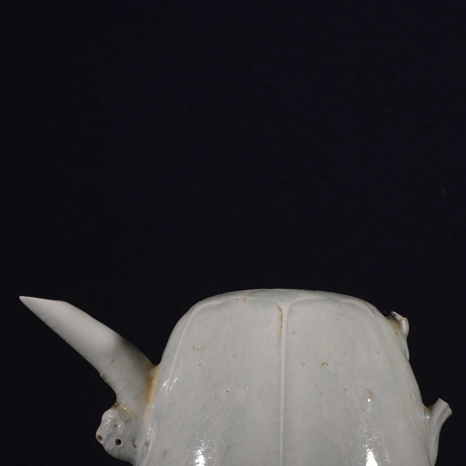 An Exquisite Hutain yao Ewer - 2