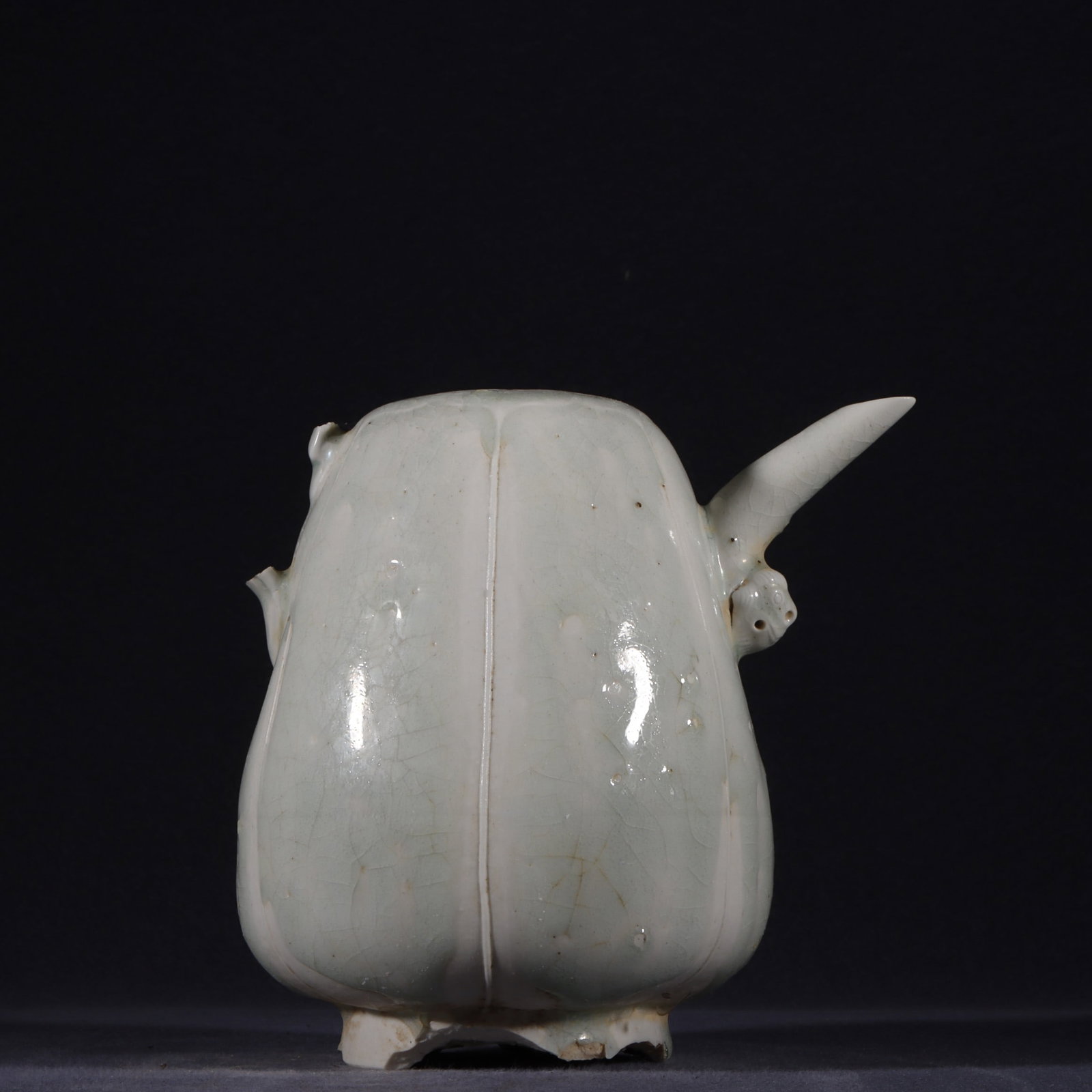 An Exquisite Hutain yao Ewer - 5