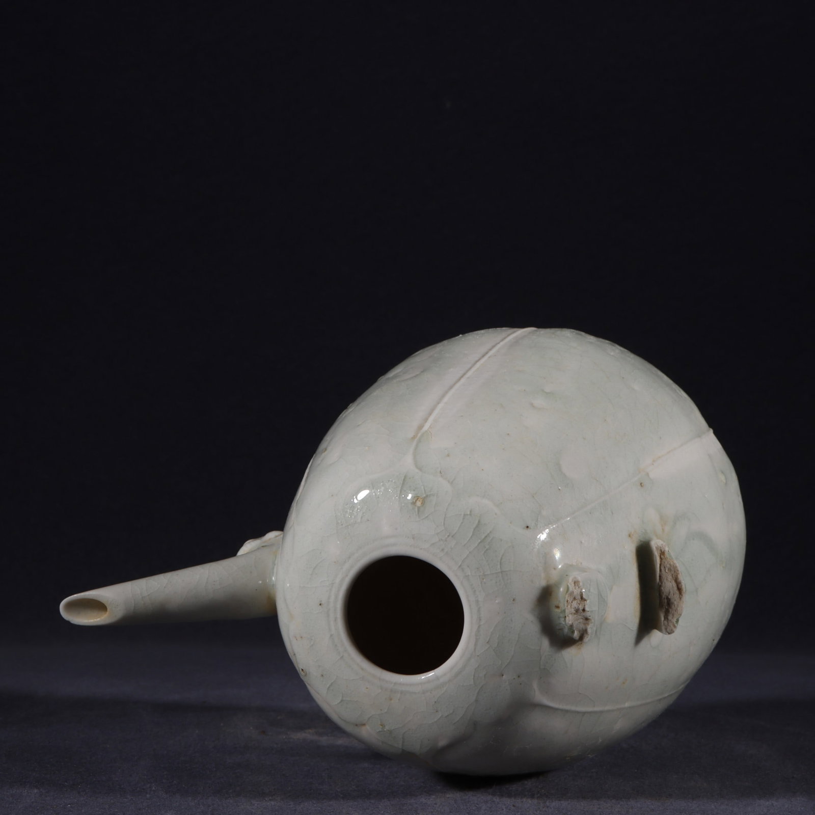 An Exquisite Hutain yao Ewer - 8