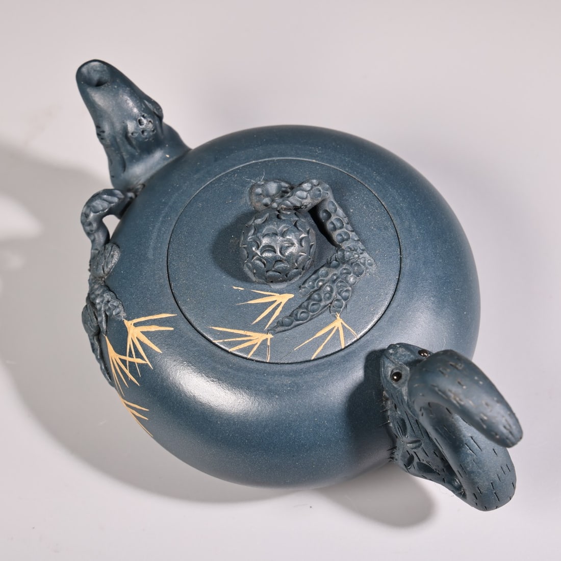 An Exquisite Purple Sands Bamboo Pattern Teapot - 4