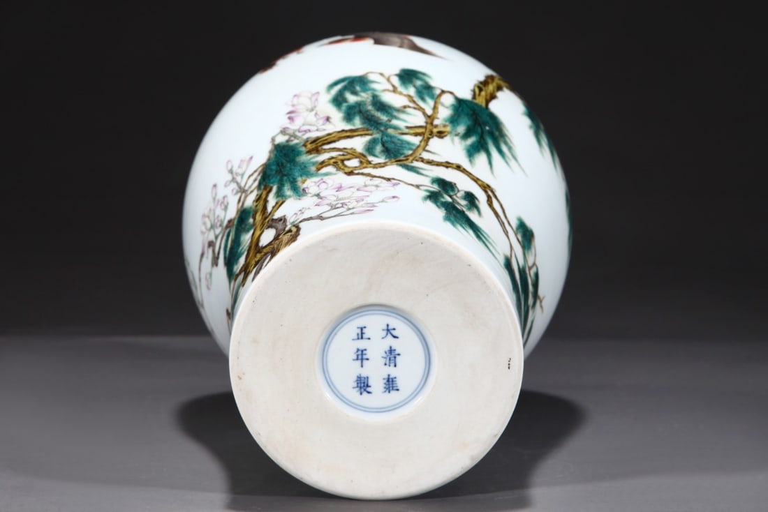 An Exquisite Famille-Rose Painted Gold Flower and Bird Pattern with poem Vase - 5
