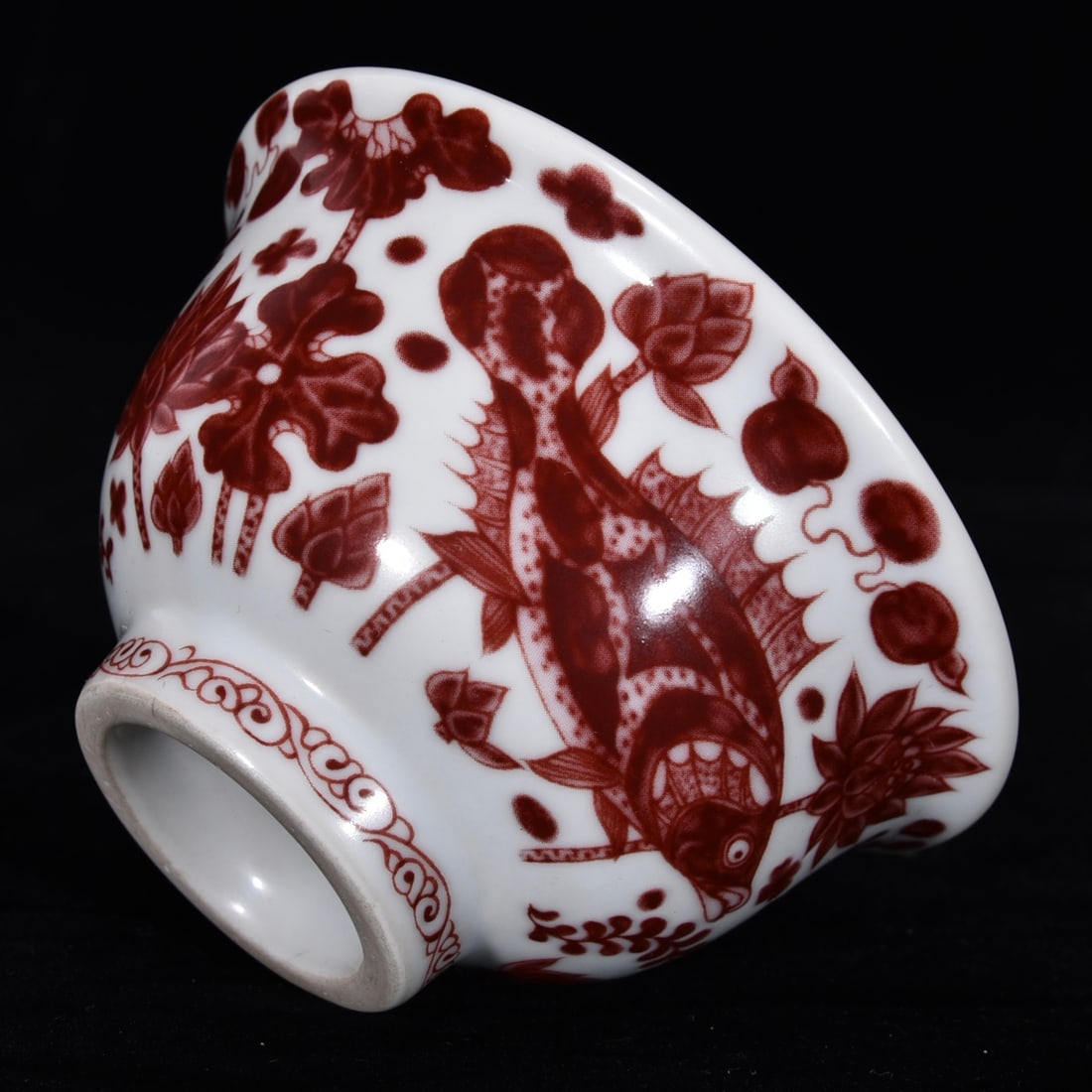 An Exquisite Underglaze-Red Fish and Lotus Pattern Cup - 7