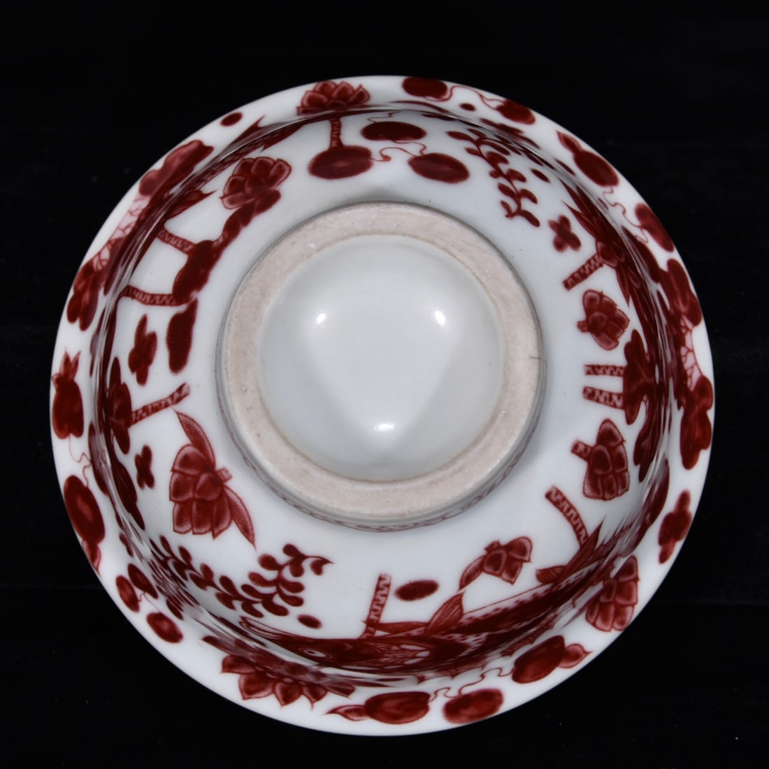 An Exquisite Underglaze-Red Fish and Lotus Pattern Cup - 9