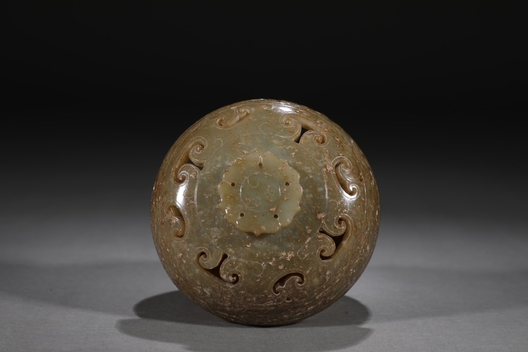 An Exquisite White Jade Tiger Pattern Censer - 4