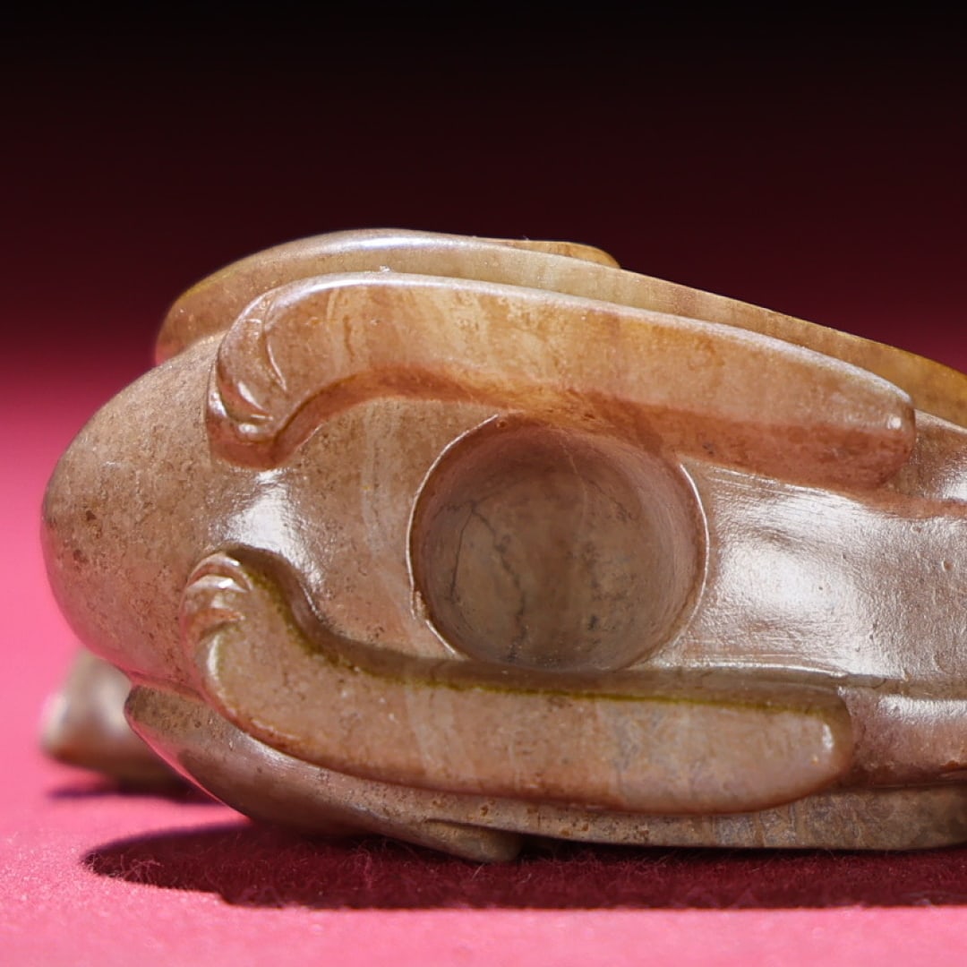 An Exquisite White Jade Phoenix Hand Piece - 7