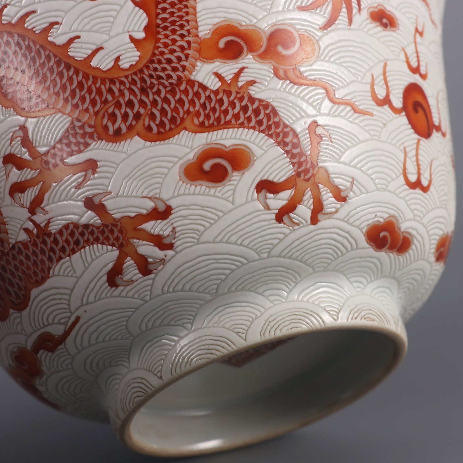 An Exquisite Iron-Red Seawater Pattern Dragon Pattern Bowl - 6